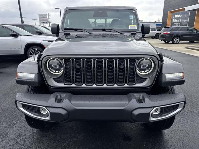 2026 Jeep Gladiator GLADIATOR SAHARA 4X4