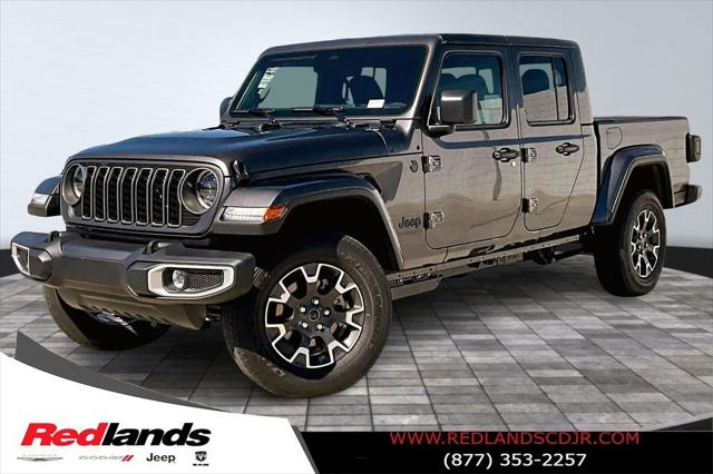 2026 Jeep Gladiator GLADIATOR SAHARA 4X4