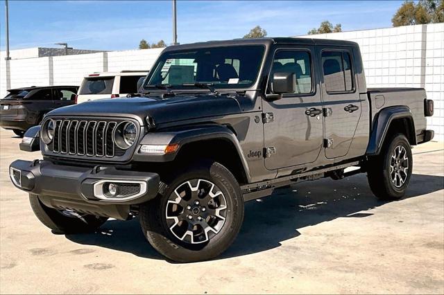 2026 Jeep Gladiator GLADIATOR SAHARA 4X4