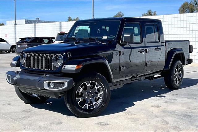 2026 Jeep Gladiator GLADIATOR SAHARA 4X4