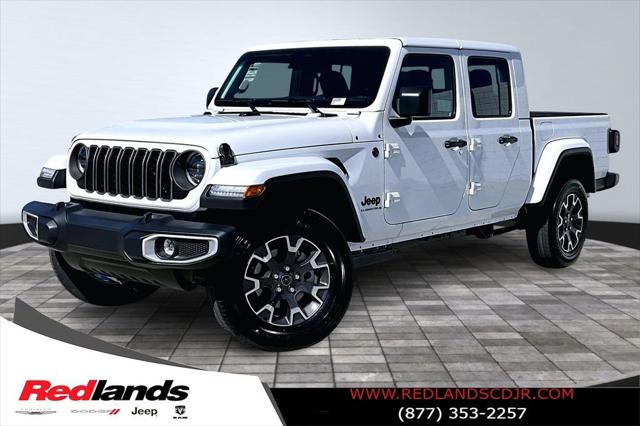 2026 Jeep Gladiator GLADIATOR SAHARA 4X4
