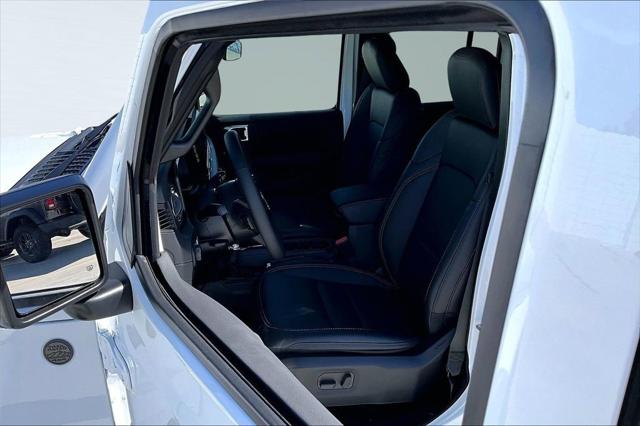 2026 Jeep Gladiator GLADIATOR SAHARA 4X4