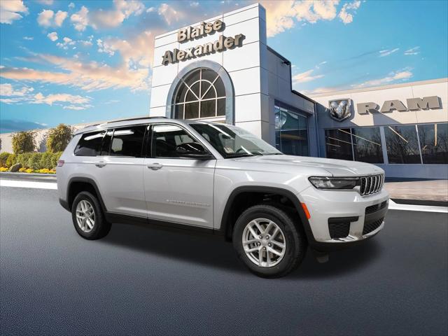 2026 Jeep Grand Cherokee GRAND CHEROKEE L LAREDO 4X4