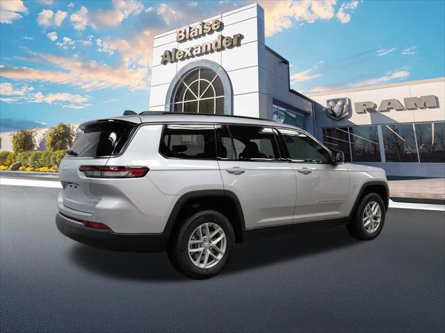 2026 Jeep Grand Cherokee GRAND CHEROKEE L LAREDO 4X4