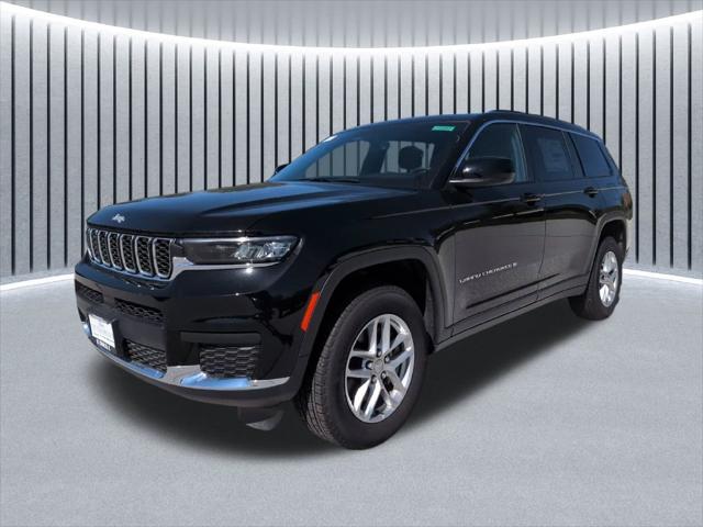 2026 Jeep Grand Cherokee Laredo X 4x4 for sale in St Charles, IL