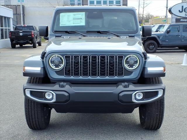 2026 Jeep Gladiator GLADIATOR SAHARA 4X4