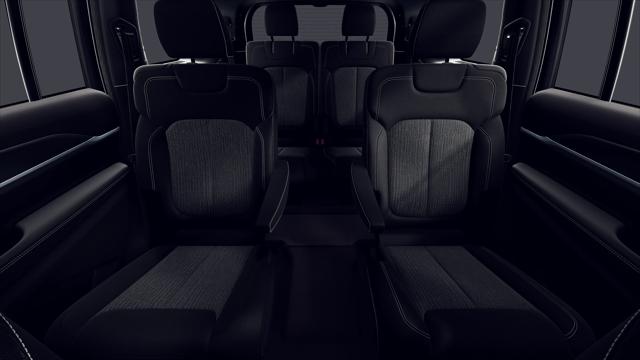 2026 Jeep Grand Cherokee GRAND CHEROKEE L LAREDO X 4X4