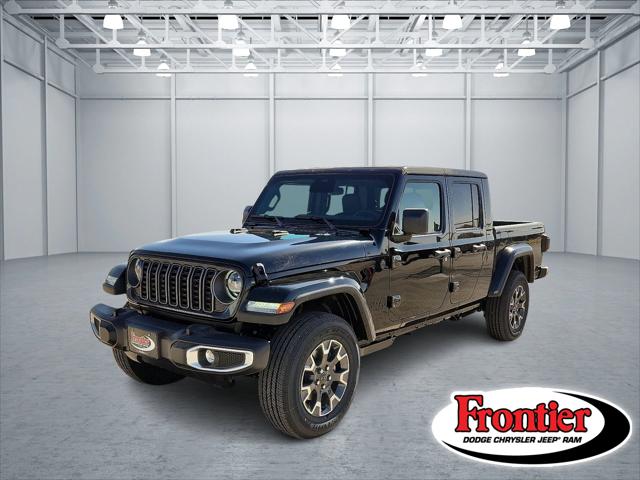 2026 Jeep Gladiator GLADIATOR SAHARA 4X4