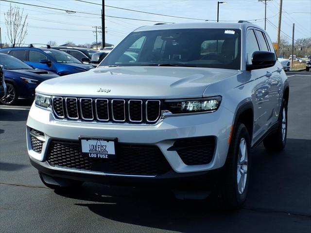 2026 Jeep Grand Cherokee GRAND CHEROKEE LAREDO X 4X4