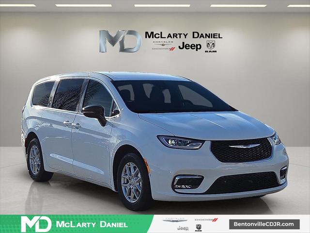 2026 Chrysler Pacifica Select for sale in Bentonville, AR