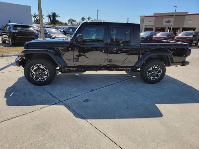 2026 Jeep Gladiator GLADIATOR SAHARA 4X4