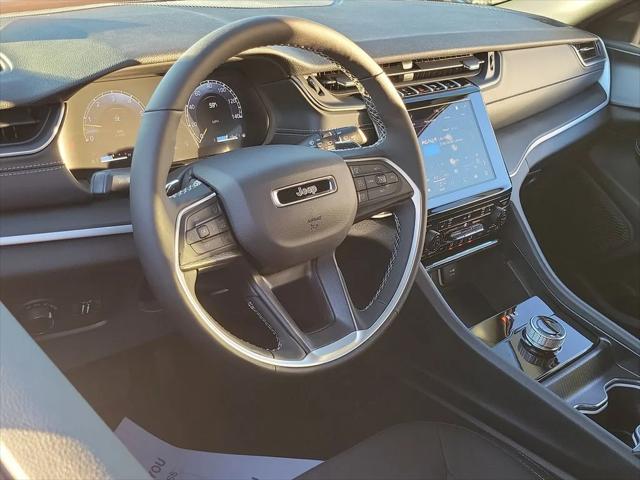 2026 Jeep Grand Cherokee Altitude 4x4