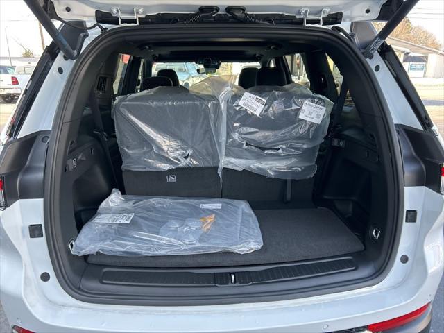 2026 Jeep Grand Cherokee GRAND CHEROKEE L LAREDO X 4X4