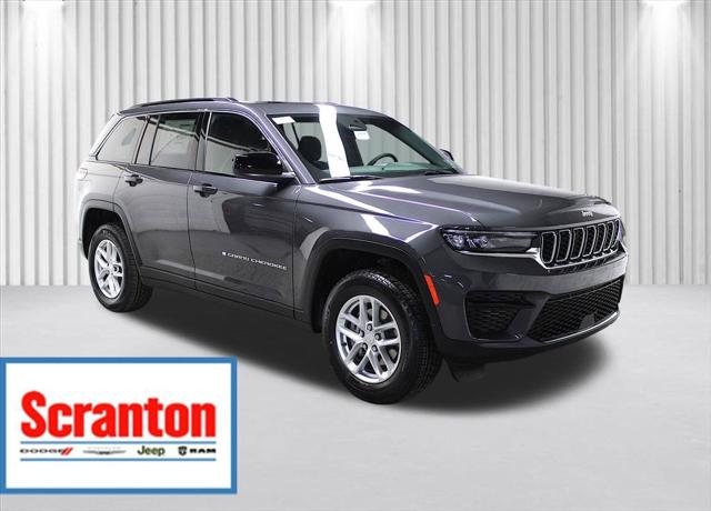 2026 Jeep Grand Cherokee GRAND CHEROKEE LAREDO X 4X4