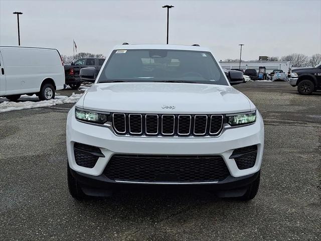 2026 Jeep Grand Cherokee GRAND CHEROKEE LAREDO X 4X4