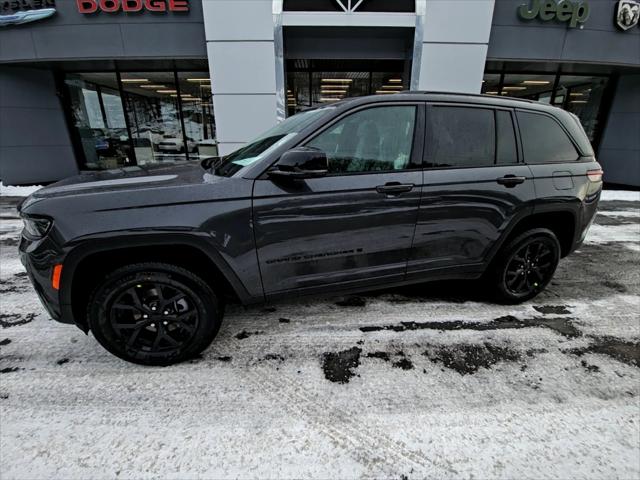 2026 Jeep Grand Cherokee GRAND CHEROKEE LAREDO ALTITUDE 4X4 2026 Jeep Grand Cherokee GRAND CHEROKEE LAREDO ALTITUDE 4X4