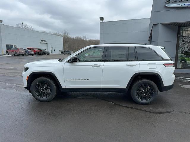 2026 Jeep Grand Cherokee GRAND CHEROKEE LAREDO ALTITUDE 4X4
