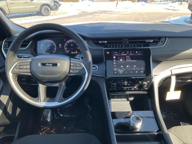 2026 Jeep Grand Cherokee GRAND CHEROKEE LAREDO X 4X4