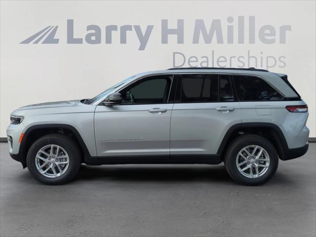 2026 Jeep Grand Cherokee GRAND CHEROKEE LAREDO X 4X2