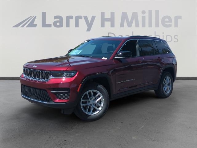 2026 Jeep Grand Cherokee GRAND CHEROKEE LAREDO X 4X4