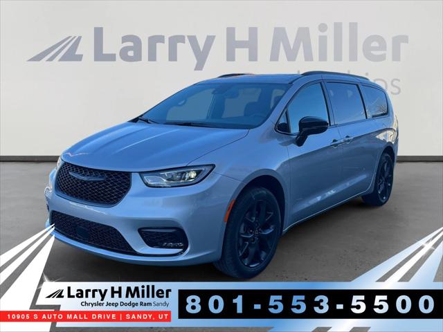 2026 Chrysler Pacifica PACIFICA LIMITED AWD