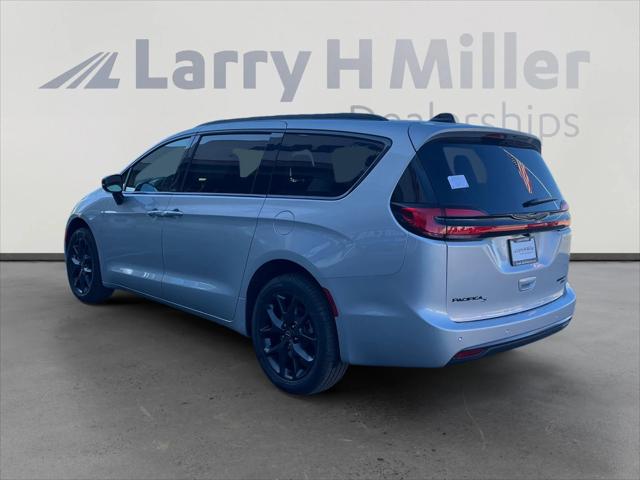 2026 Chrysler Pacifica PACIFICA LIMITED AWD