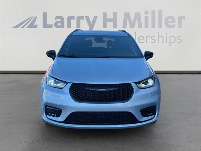 2026 Chrysler Pacifica Limited AWD