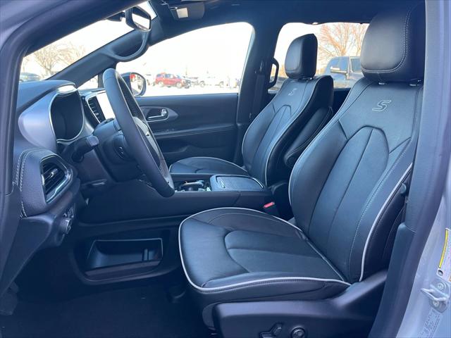 2026 Chrysler Pacifica Limited AWD
