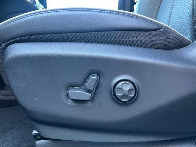 2026 Chrysler Pacifica Limited AWD