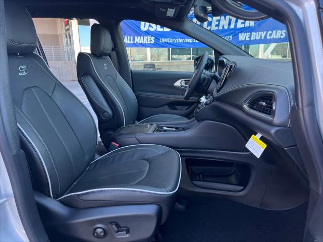 2026 Chrysler Pacifica Limited AWD