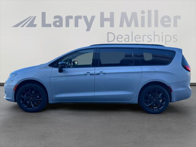 2026 Chrysler Pacifica Limited AWD