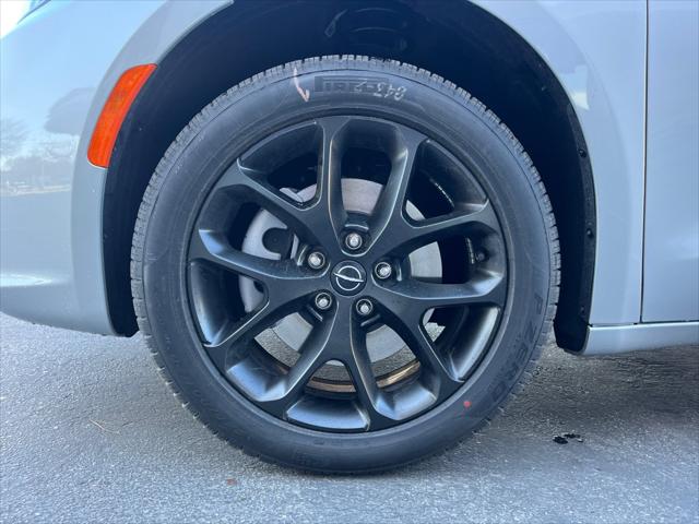 2026 Chrysler Pacifica Limited AWD