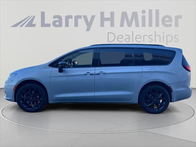 2026 Chrysler Pacifica Limited AWD