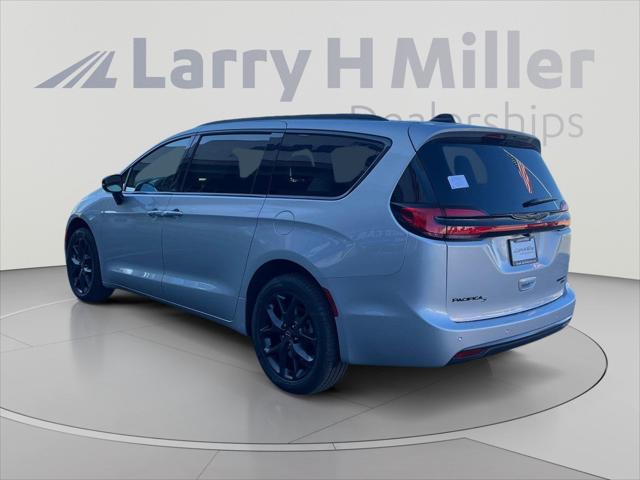 2026 Chrysler Pacifica Limited AWD