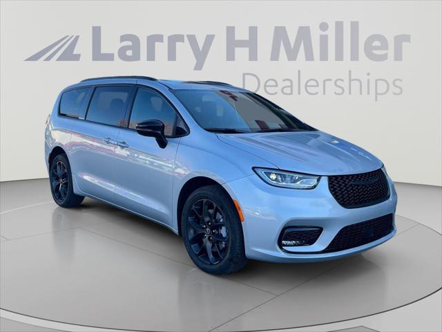 2026 Chrysler Pacifica Limited AWD