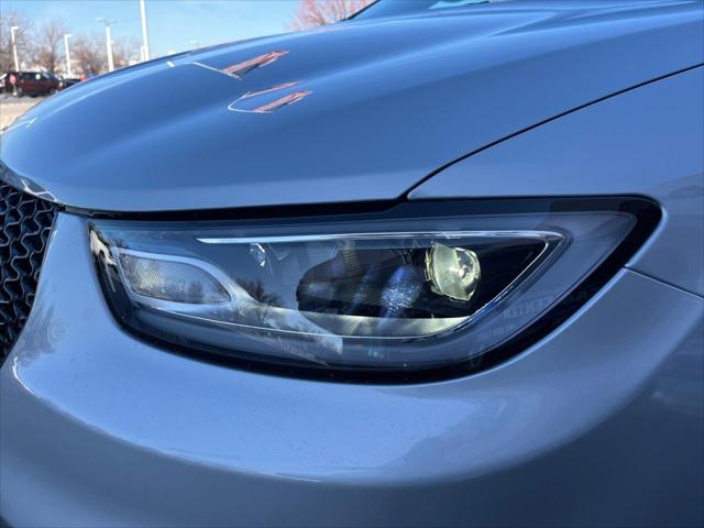2026 Chrysler Pacifica Limited AWD