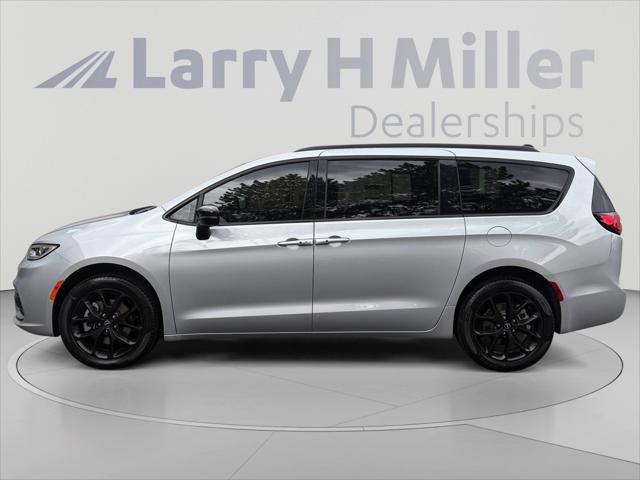 2026 Chrysler Pacifica PACIFICA LIMITED AWD
