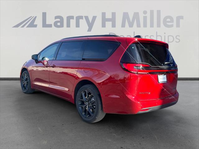 2026 Chrysler Pacifica PACIFICA LIMITED AWD
