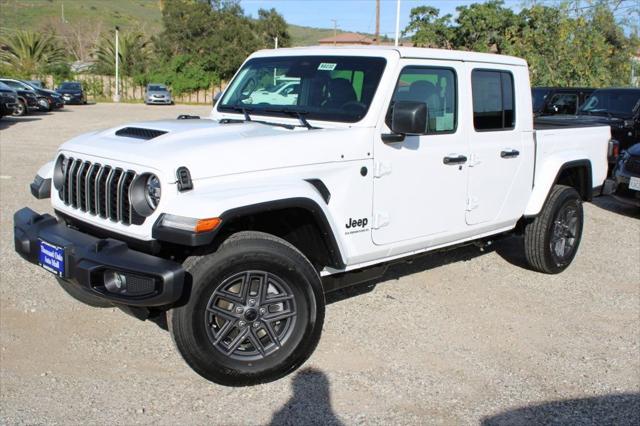 2026 Jeep Gladiator GLADIATOR SPORT S 4X4