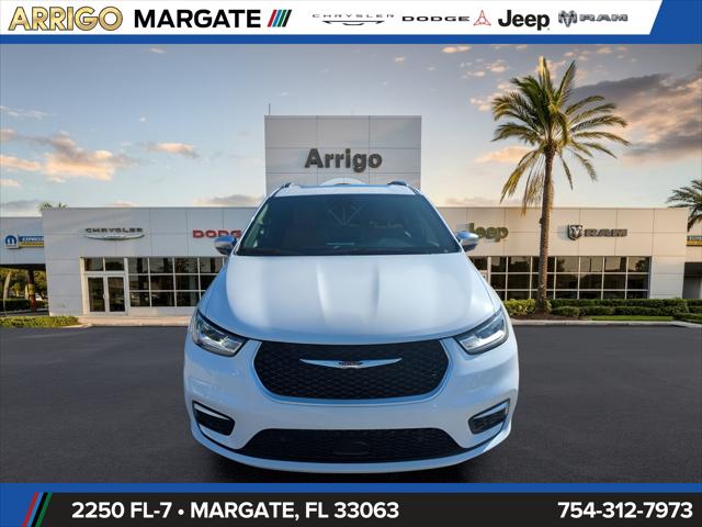 2026 Chrysler Pacifica Pinnacle AWD