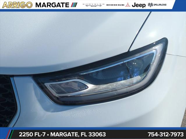 2026 Chrysler Pacifica Pinnacle AWD