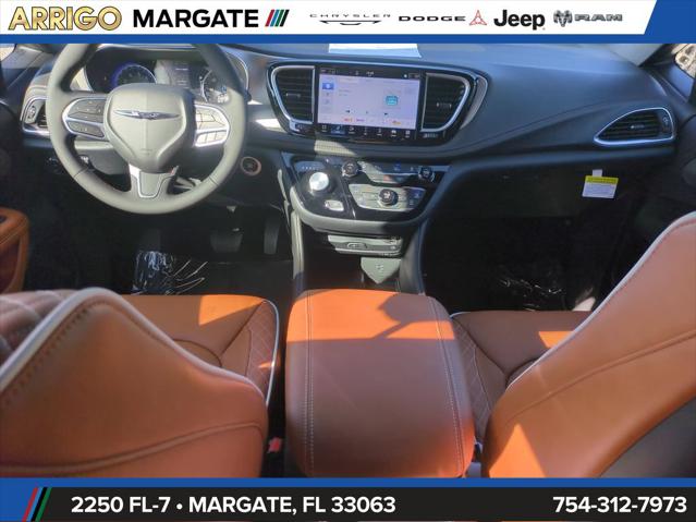 2026 Chrysler Pacifica Pinnacle AWD