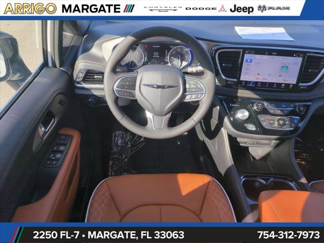2026 Chrysler Pacifica Pinnacle AWD