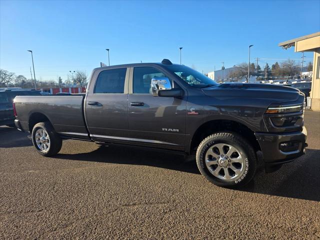 2026 Ram 3500 Laramie Crew Cab 4x4 8' Box