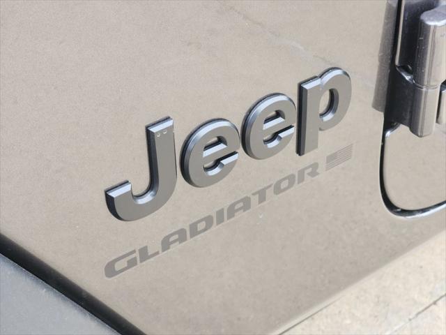 2026 Jeep Gladiator Sport