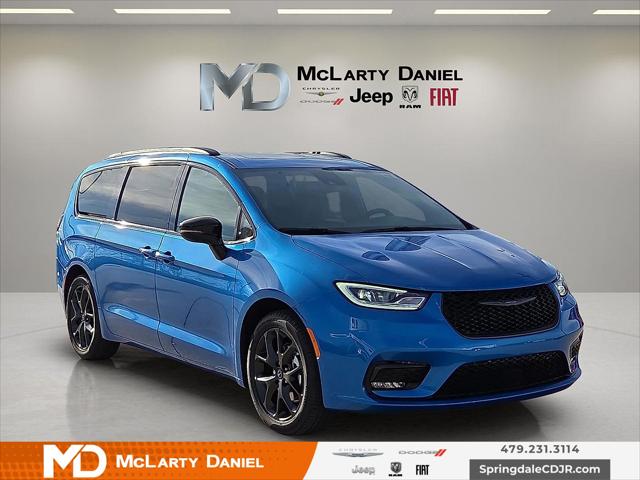 2026 Chrysler Pacifica Select for sale in Springdale, AR