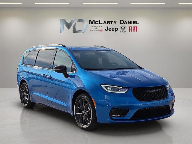 2026 Chrysler Pacifica Select for sale in Springdale, AR