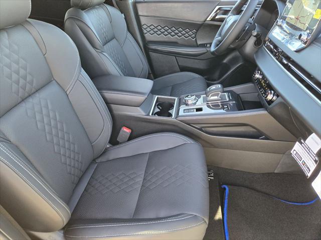 2025 Mitsubishi Outlander PHEV SEL BLACK EDITION S-AWC