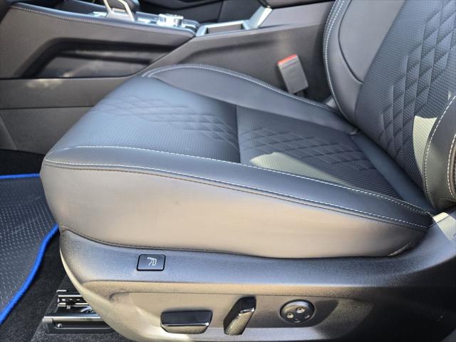 2025 Mitsubishi Outlander PHEV SEL BLACK EDITION S-AWC