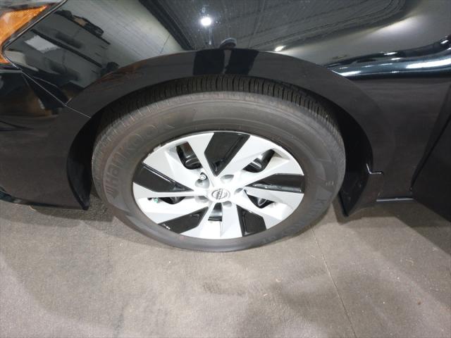 2025 Nissan Altima S FWD